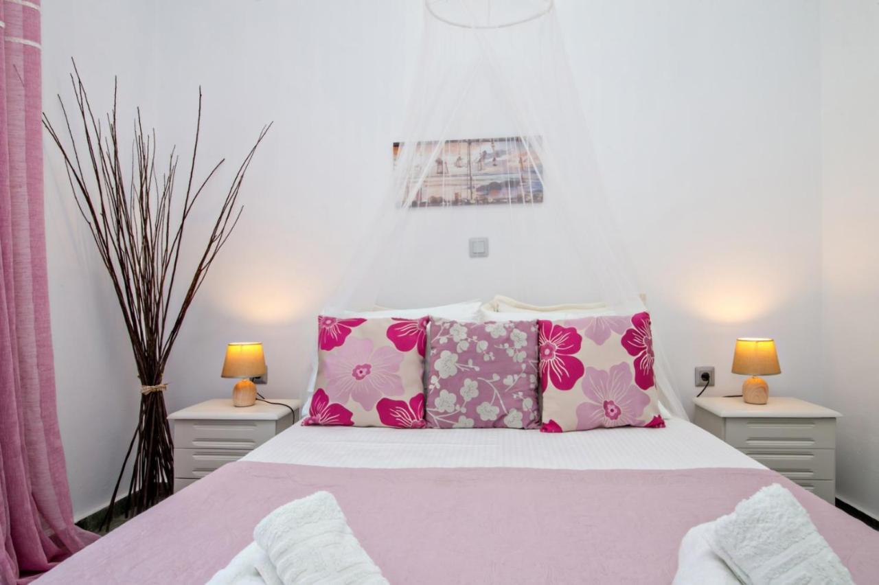 Margaret'S Beach House Tinos Agios Romanos Exterior foto